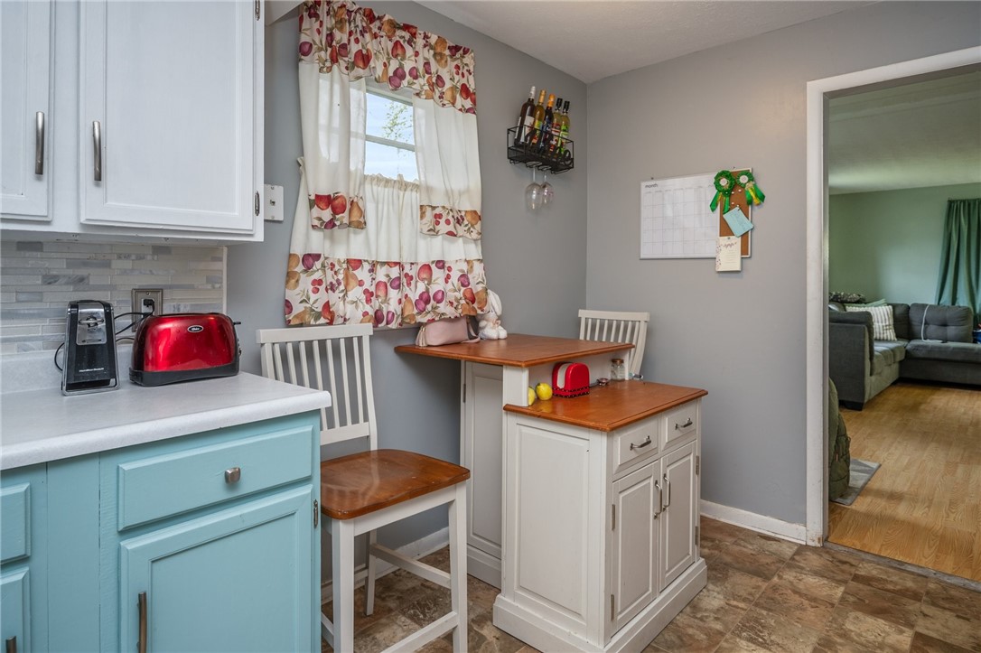 52 Haddon Road Greece, NY 14626 - Photo 8 of 27