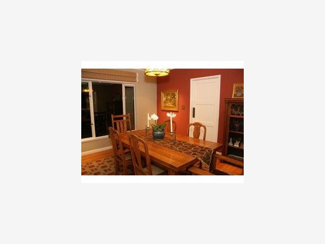 31 Rittenhouse Avenue Atherton, CA 94027 - Photo 4 of 9 a picture of a living room with a large window