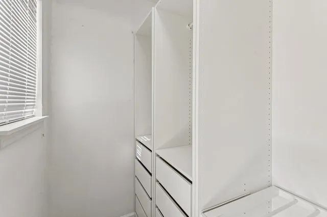 $2,500 | 2227 Waterleaf Court, Unit 203, Naperville, IL 60564