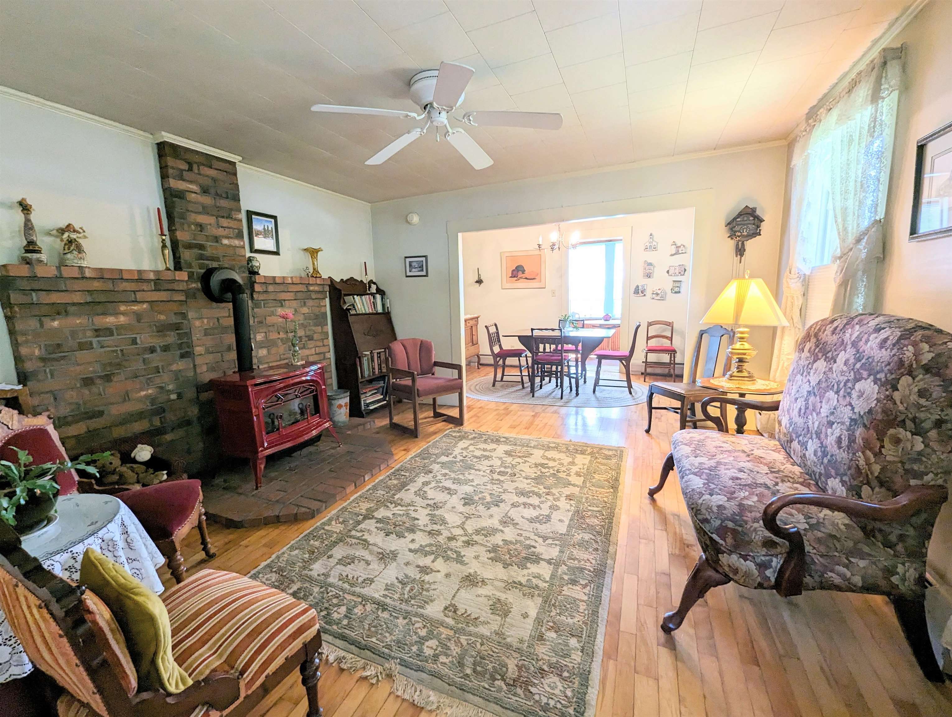 1573 Highway 5 Barnet, VT 05821 - Photo 11 of 36