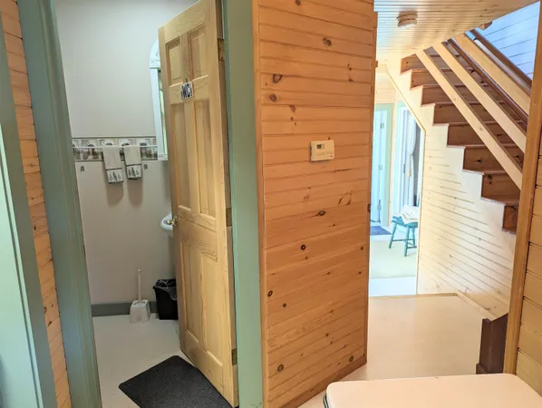 $379,950 | 1573 Highway 5, Barnet, VT 05821