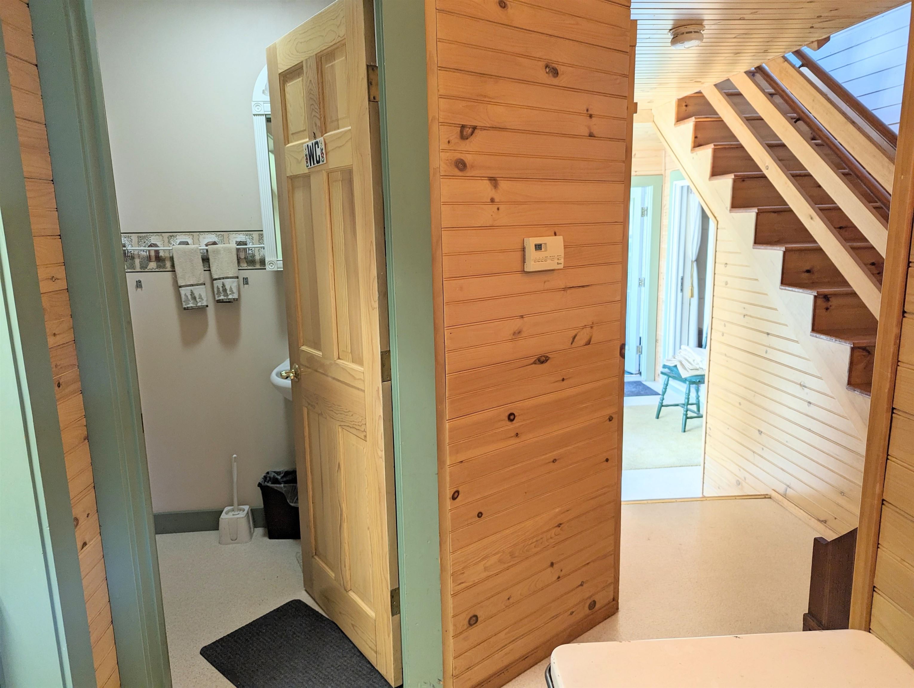 1573 Highway 5 Barnet, VT 05821 - Photo 20 of 36