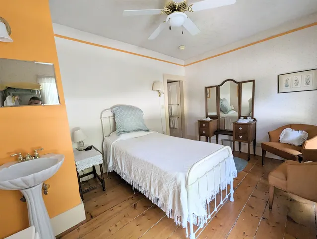 $399,950 | 1573 Highway 5, Barnet, VT 05821