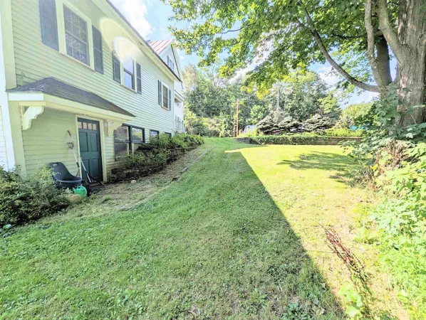 $379,950 | 1573 Highway 5, Barnet, VT 05821