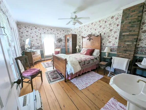 $379,950 | 1573 Highway 5, Barnet, VT 05821