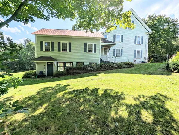 $379,950 | 1573 Highway 5, Barnet, VT 05821