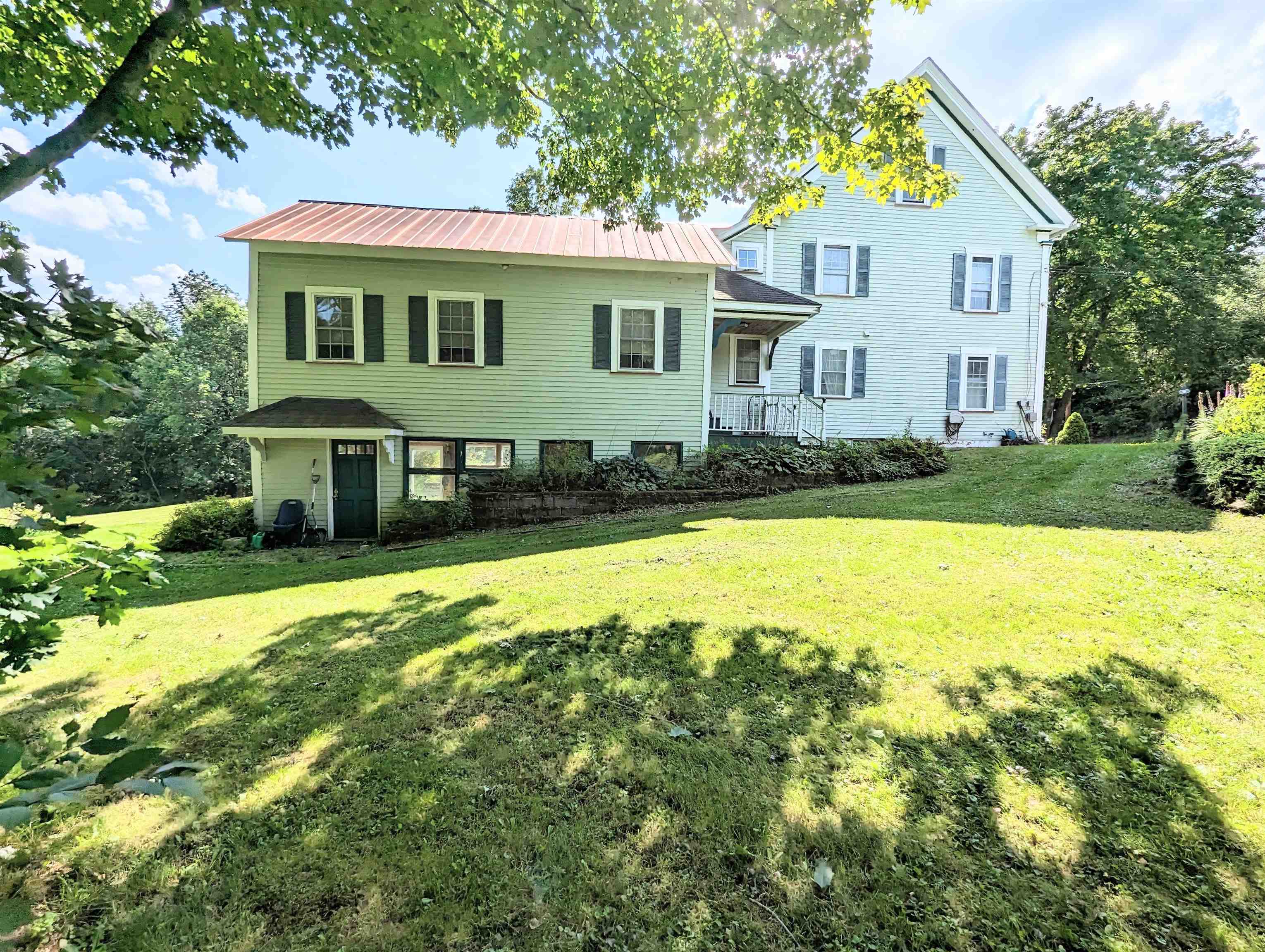 1573 Highway 5 Barnet, VT 05821 - Photo 4 of 36