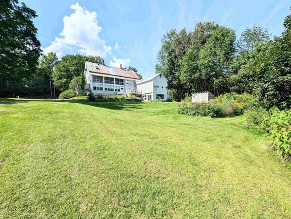 $379,950 | 1573 Highway 5, Barnet, VT 05821