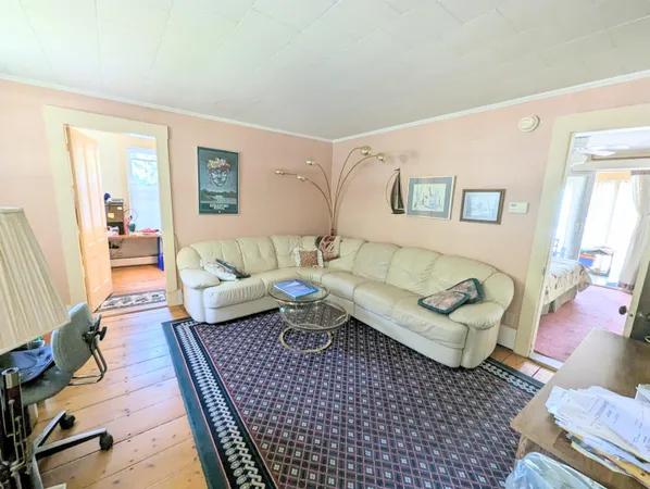 $379,950 | 1573 Highway 5, Barnet, VT 05821