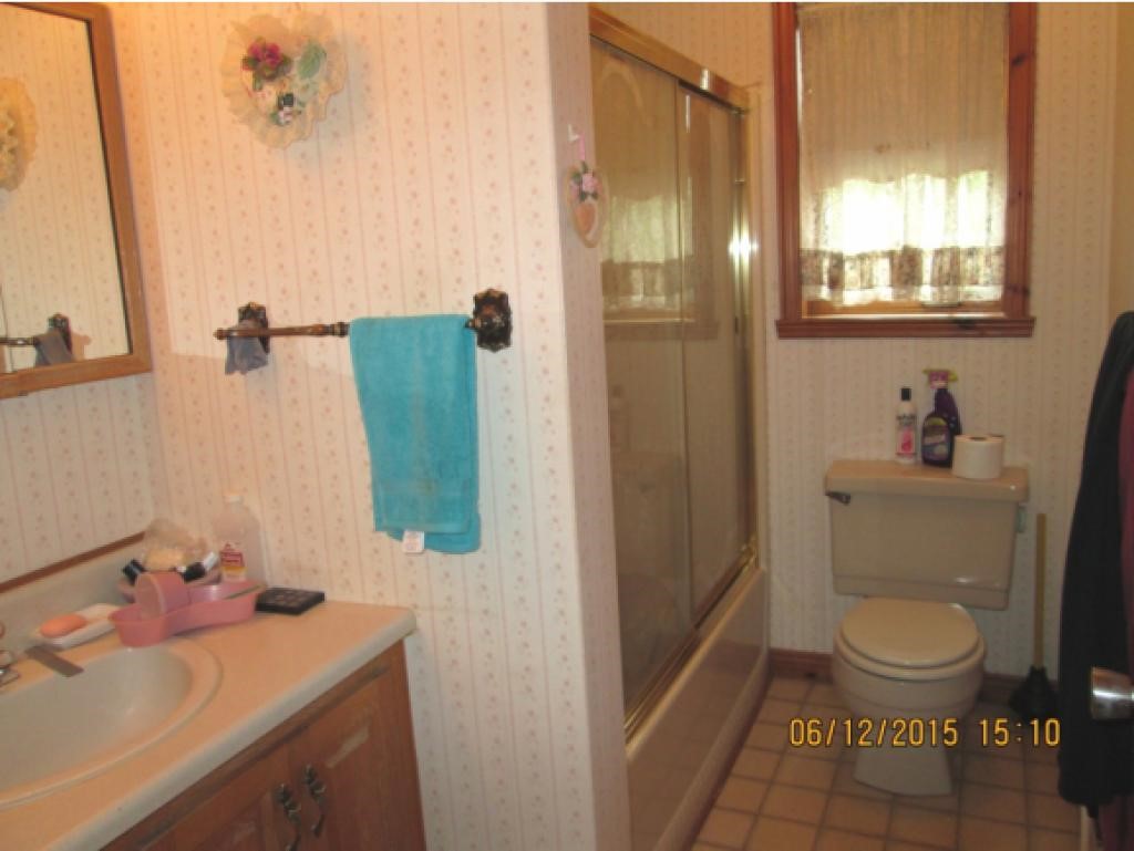 523 Gale Street Canaan, VT 05903 - Photo 18 of 28