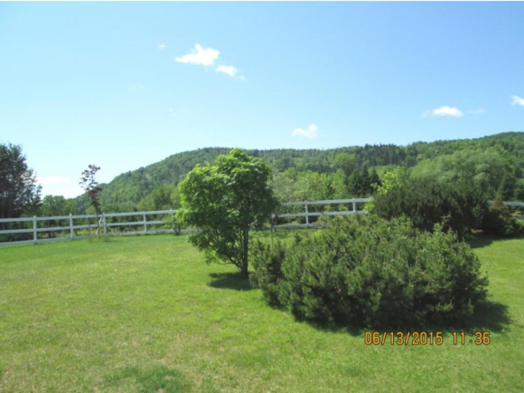 523 Gale Street Canaan, VT 05903 - Photo 6 of 28