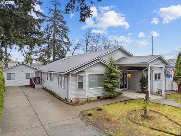 $877,000 | 608 Northeast 118th Avenue, Portland, OR 97230
