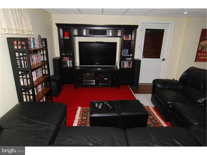 2755 Little Road Perkiomenville, PA 18074 - Photo 12 of 15 Family Room
