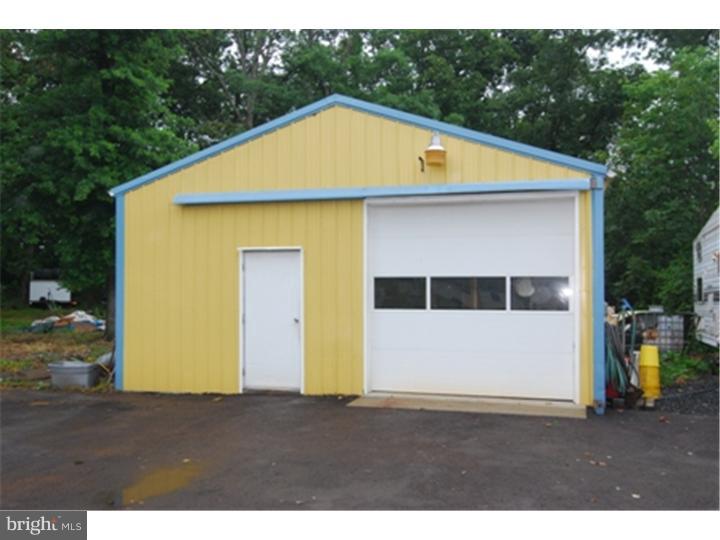2755 Little Road Perkiomenville, PA 18074 - Photo 13 of 15 Garage