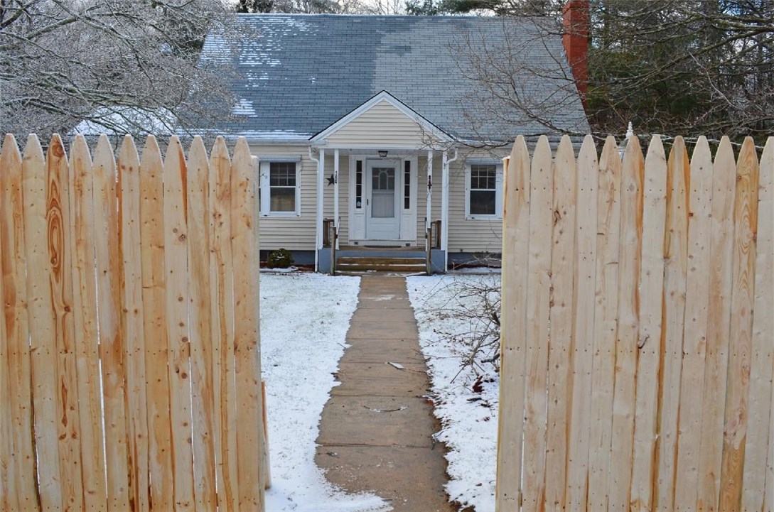 319 Nooseneck Hill Road Exeter, RI 02822 - Photo 2 of 40