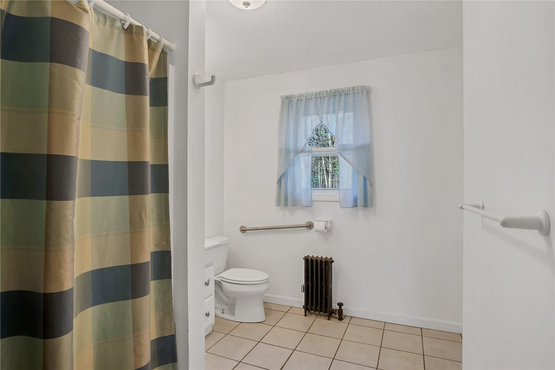 319 Nooseneck Hill Road Exeter, RI 02822 - Photo 26 of 40