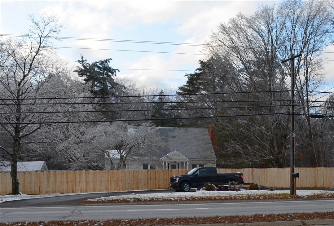 319 Nooseneck Hill Road Exeter, RI 02822 - Photo 3 of 40