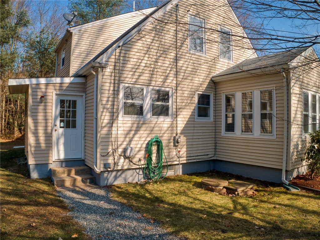 319 Nooseneck Hill Road Exeter, RI 02822 - Photo 39 of 40