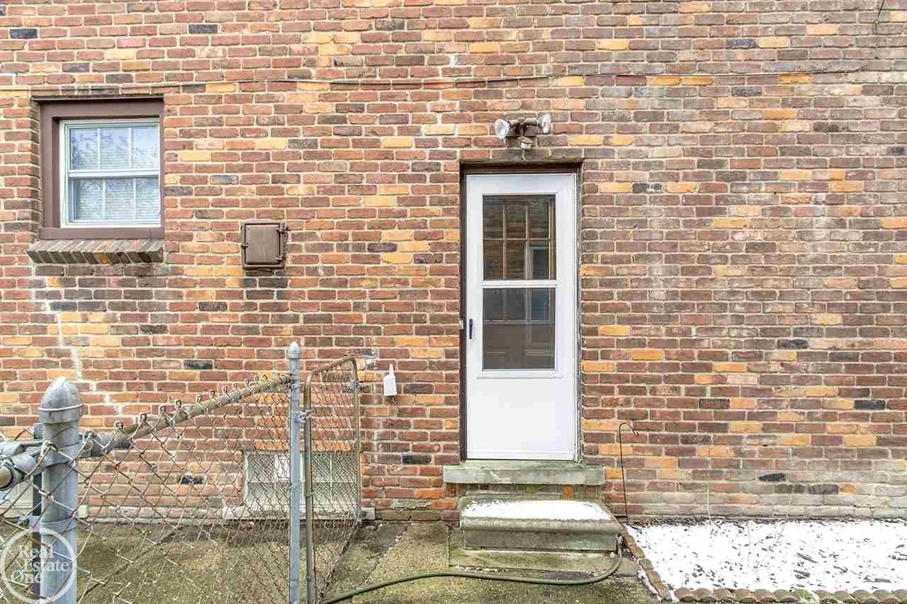 429 Moran Road Grosse Pointe Farms, MI 48236 - Photo 52 of 60