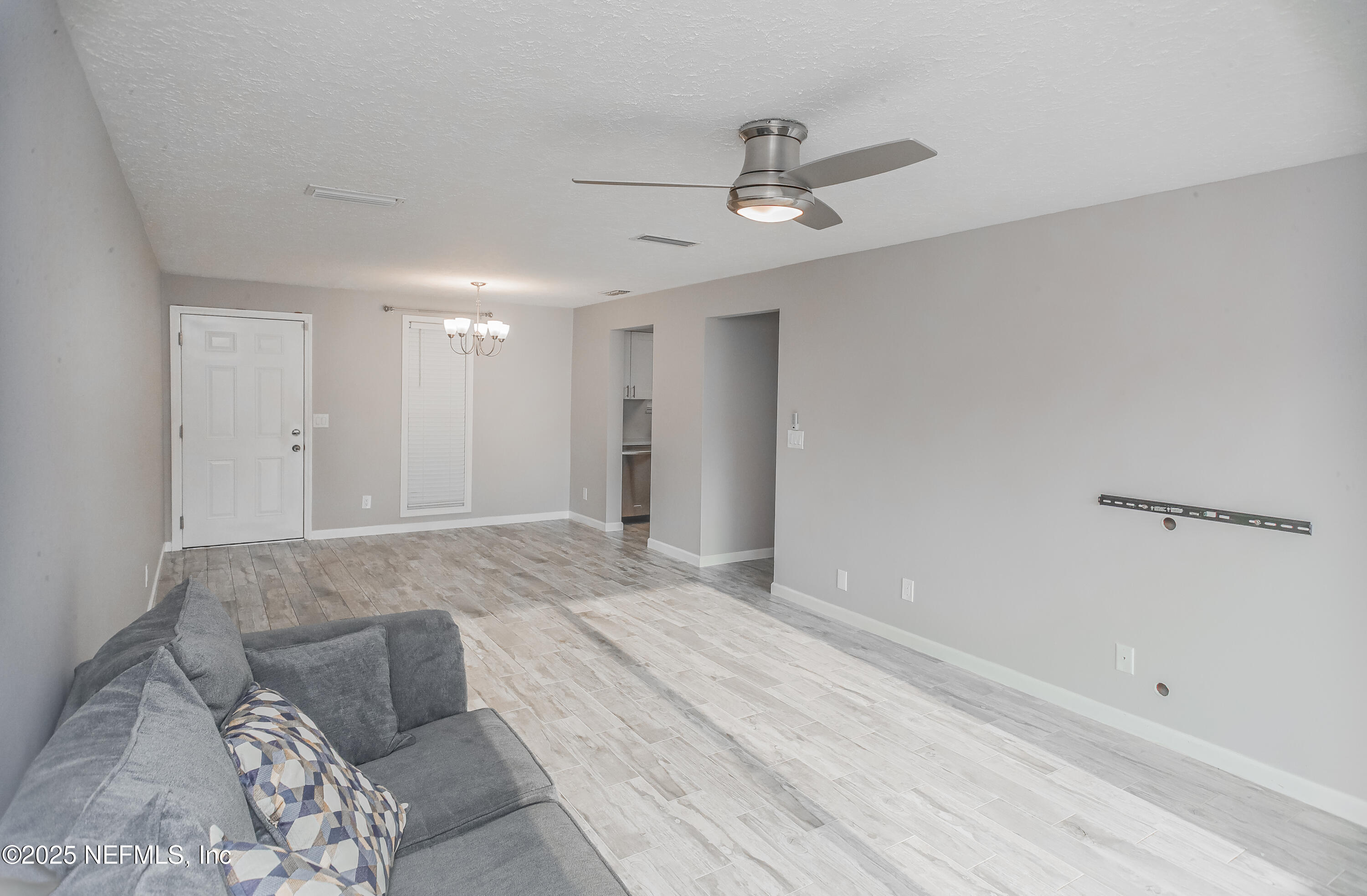 1738 El Prado Road, Unit 5 Jacksonville, FL 32216 - Photo 4 of 20 _RDE7038