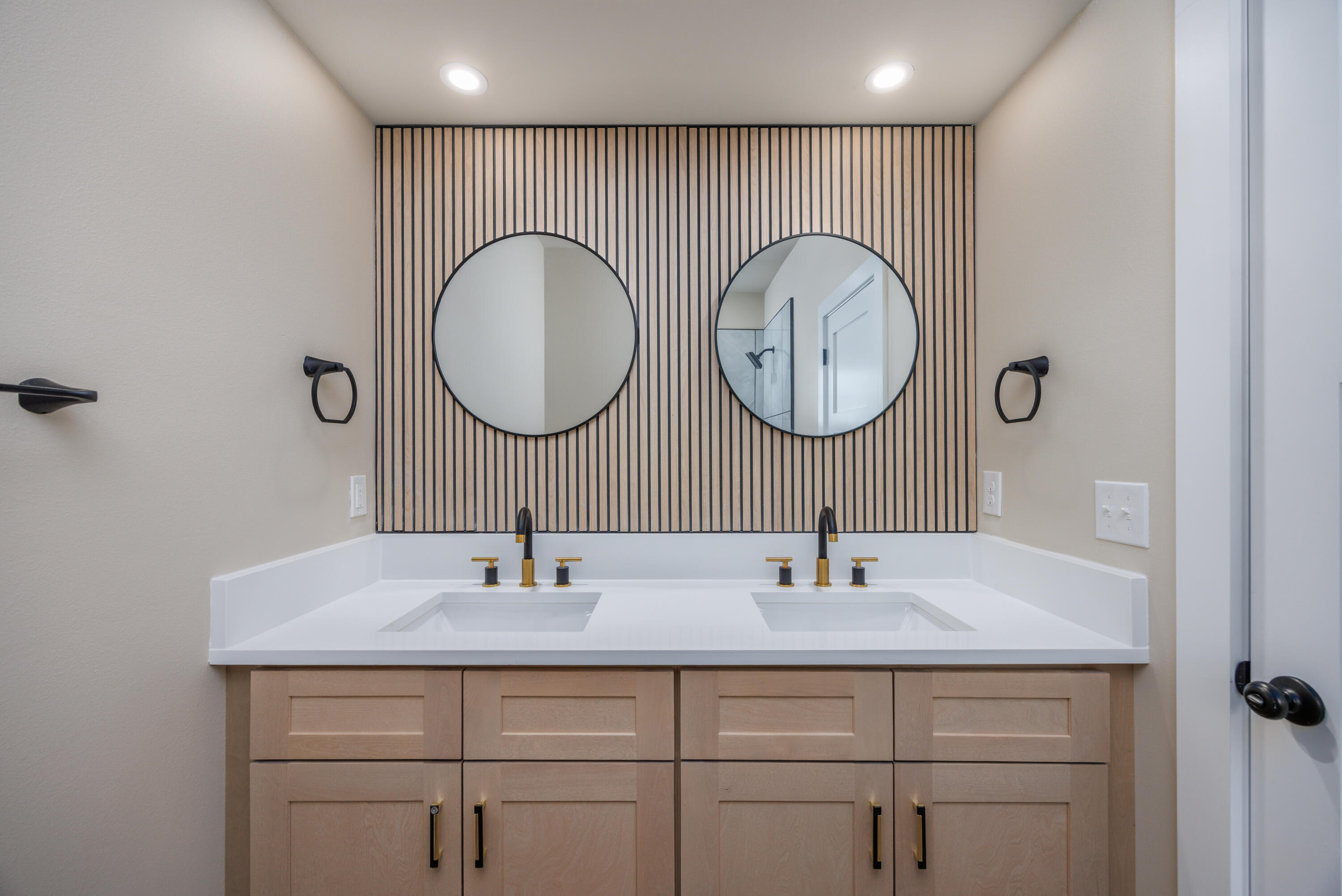 14 Shebbi Lane Freeport, FL 32439 - Photo 19 of 25 a bathroom with a sink and a mirror