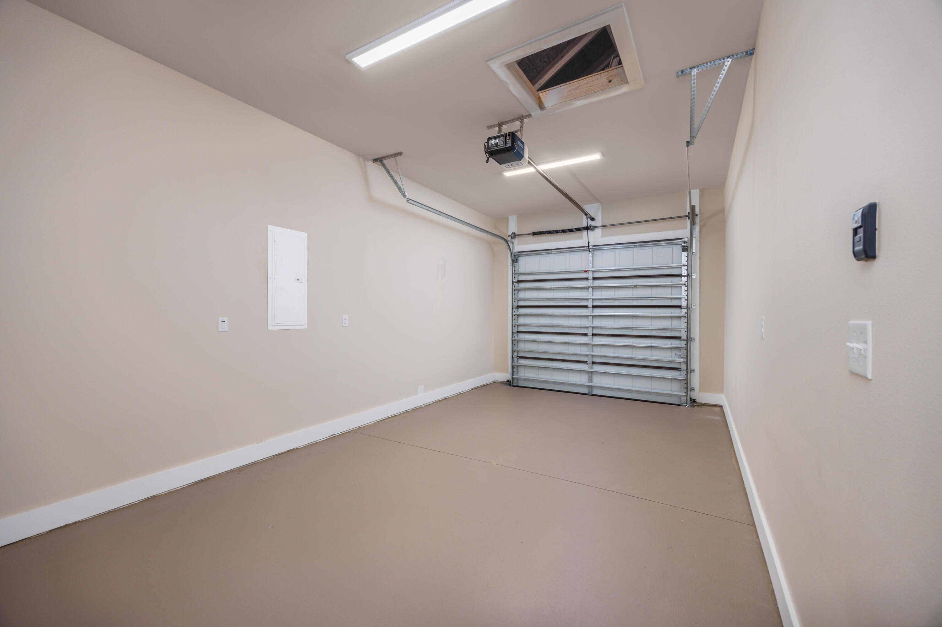 14 Shebbi Lane Freeport, FL 32439 - Photo 21 of 25 an empty room with a empty space