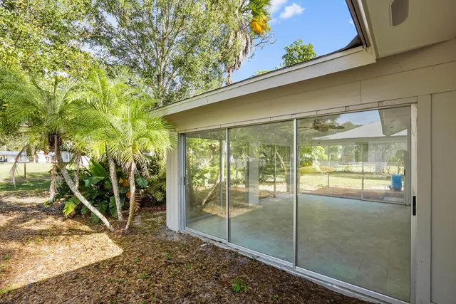 $299,900 | 6802 Ocala Avenue, Fort Pierce, FL 34951