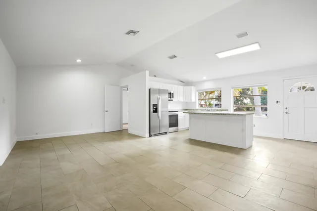 $299,900 | 6802 Ocala Avenue, Fort Pierce, FL 34951