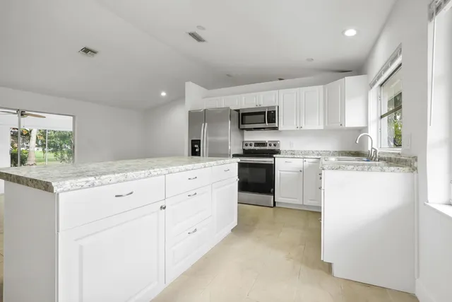 $299,900 | 6802 Ocala Avenue, Fort Pierce, FL 34951