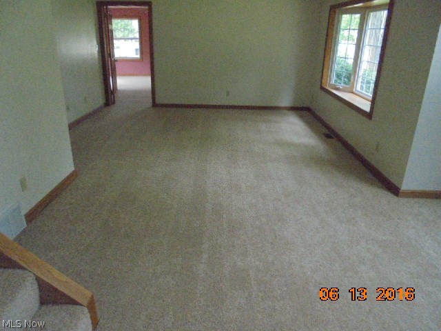 1248 Jacoby Road Akron, OH 44321 - Photo 2 of 27