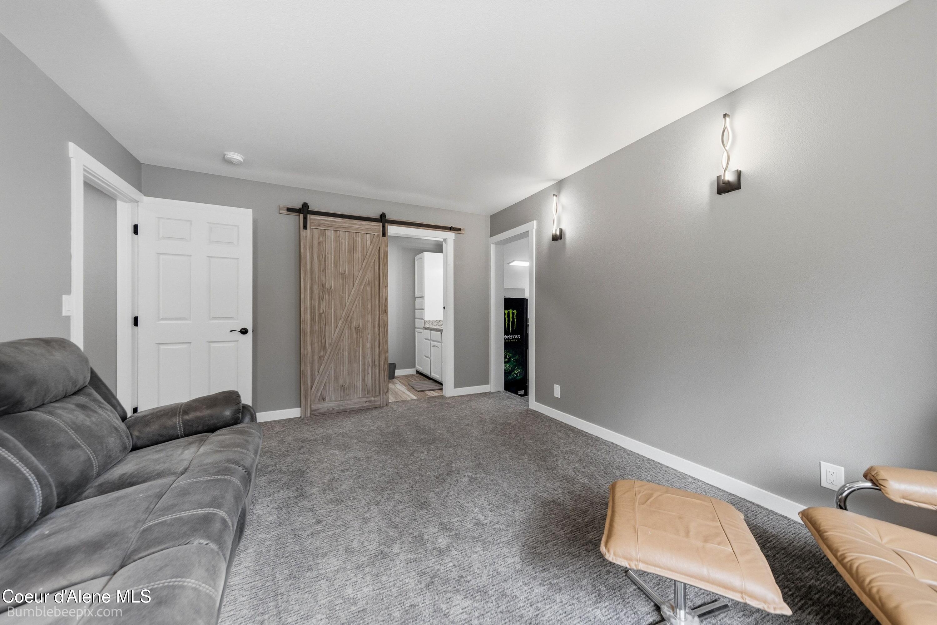 10324 North Payment Peak Road Post Falls, ID 83854 - Photo 47 of 98 2nd level living room