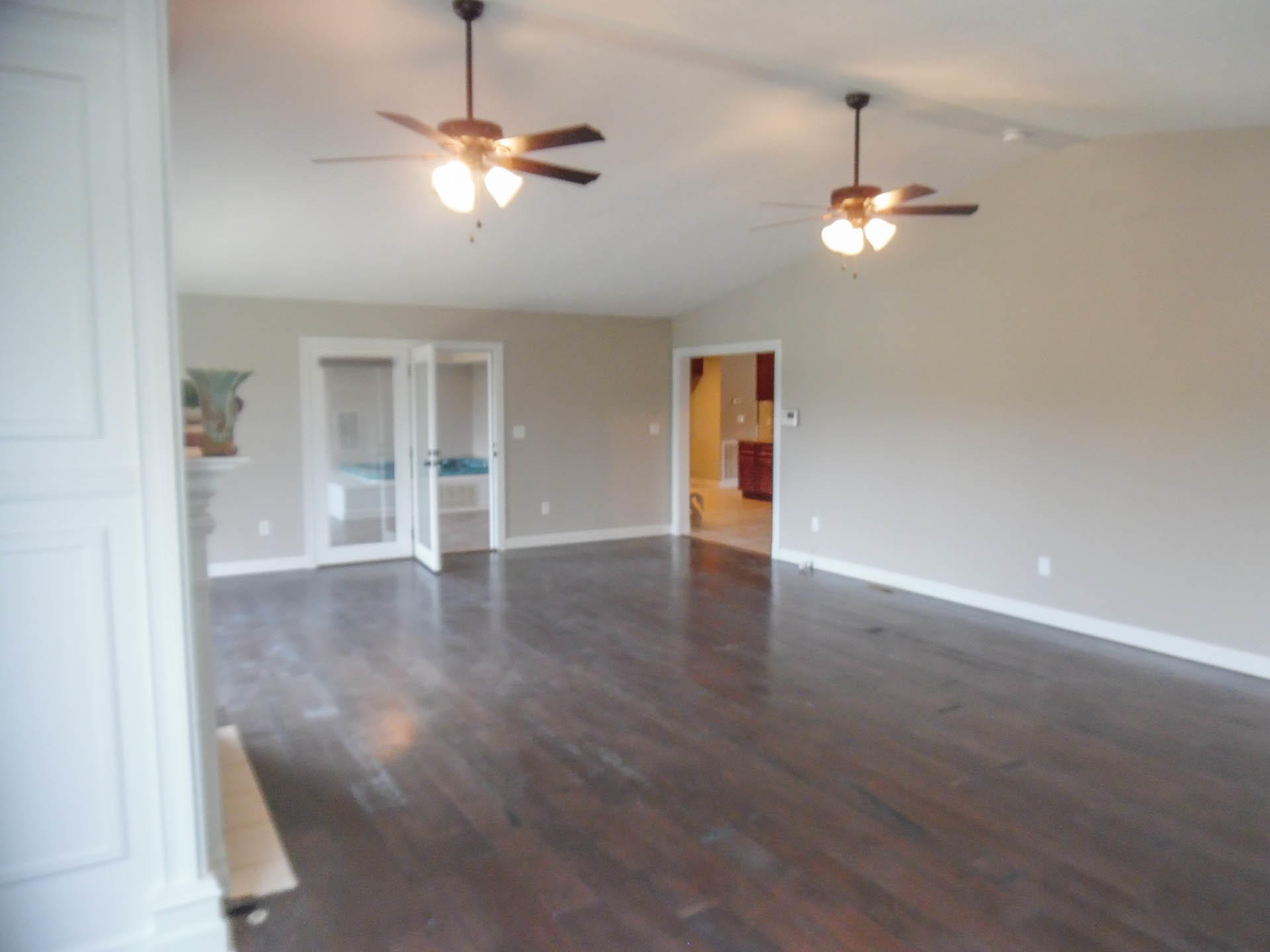 306 South Apache Road Clinton, TN 37716 - Photo 16 of 39 Family Room
