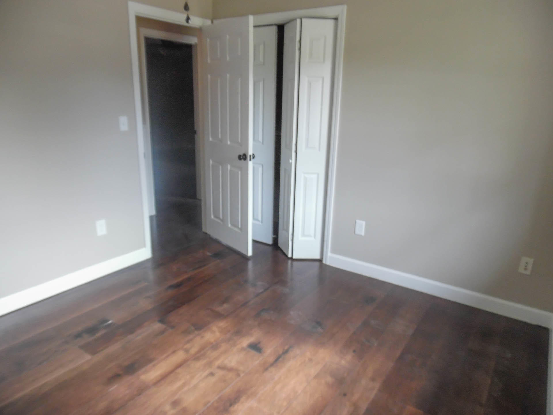 306 South Apache Road Clinton, TN 37716 - Photo 29 of 39 2nd Bedroom