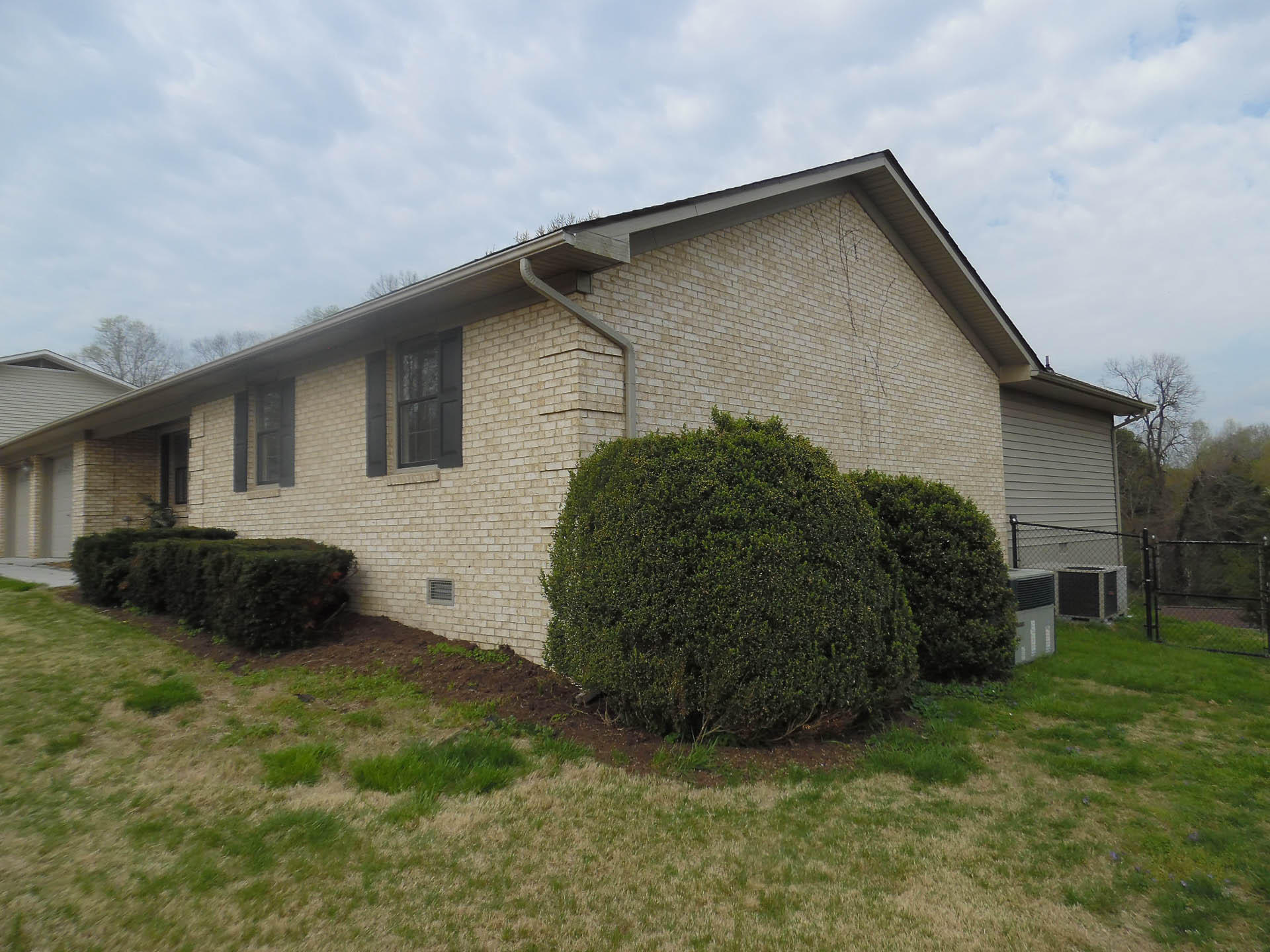 306 South Apache Road Clinton, TN 37716 - Photo 5 of 39 New H&A System