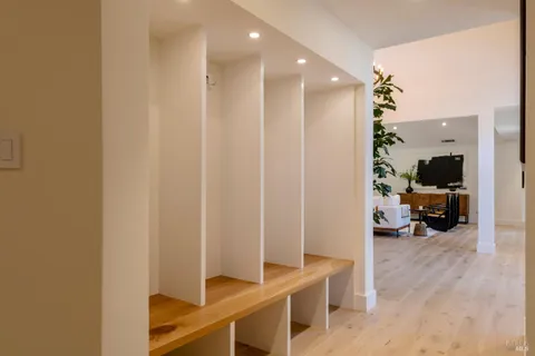 $3,950,000 | 2501 Pinot Way, St. Helena, CA 94574