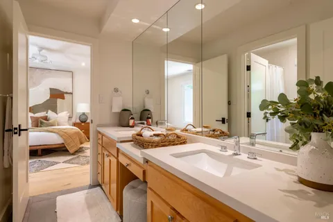 $3,950,000 | 2501 Pinot Way, St. Helena, CA 94574