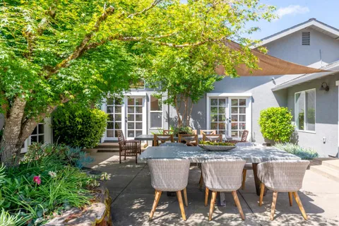 $3,950,000 | 2501 Pinot Way, St. Helena, CA 94574