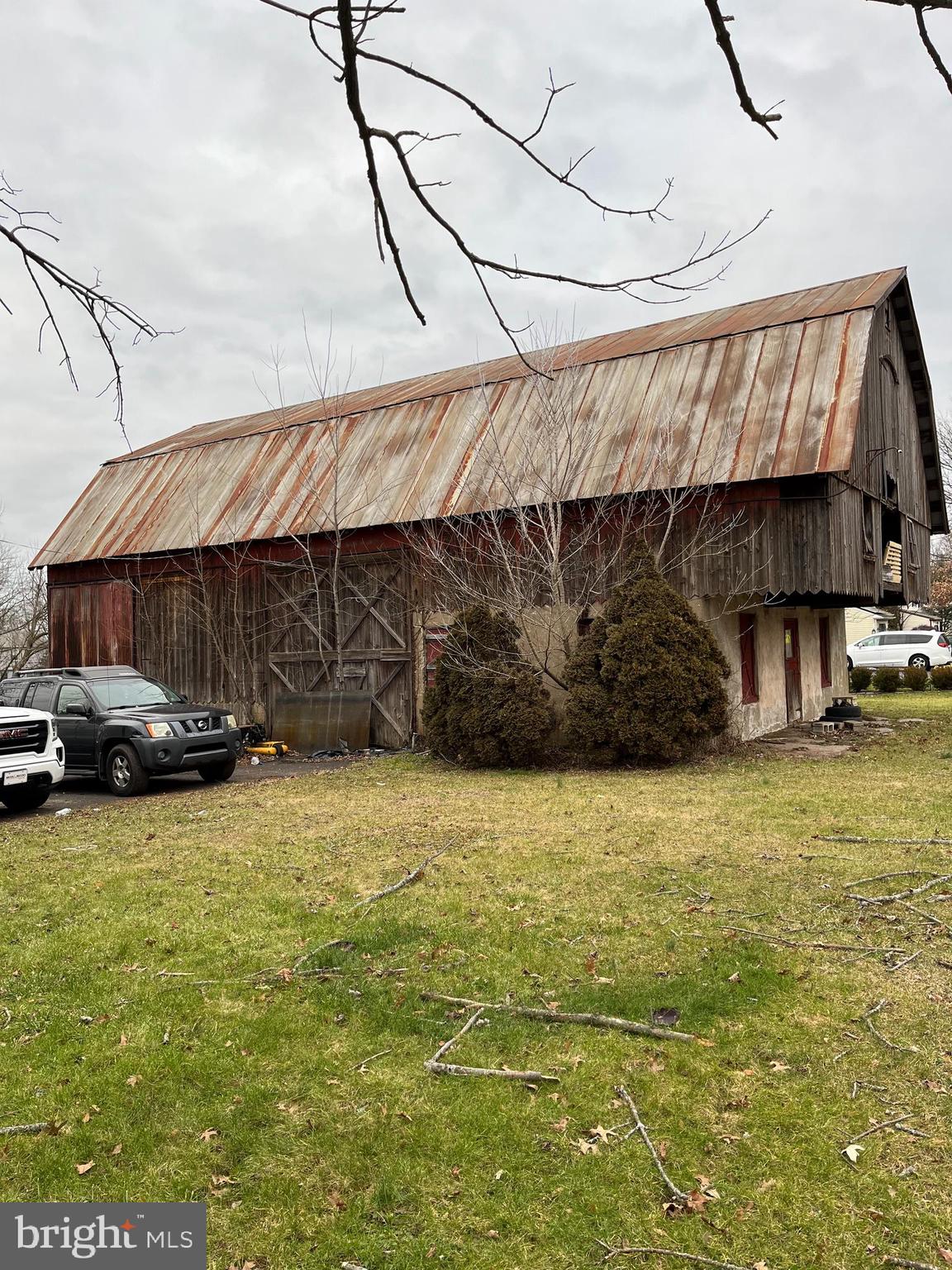706 Fairgrounds Road Hatfield, PA 19440 - Photo 2 of 5 Gallery Image 2
