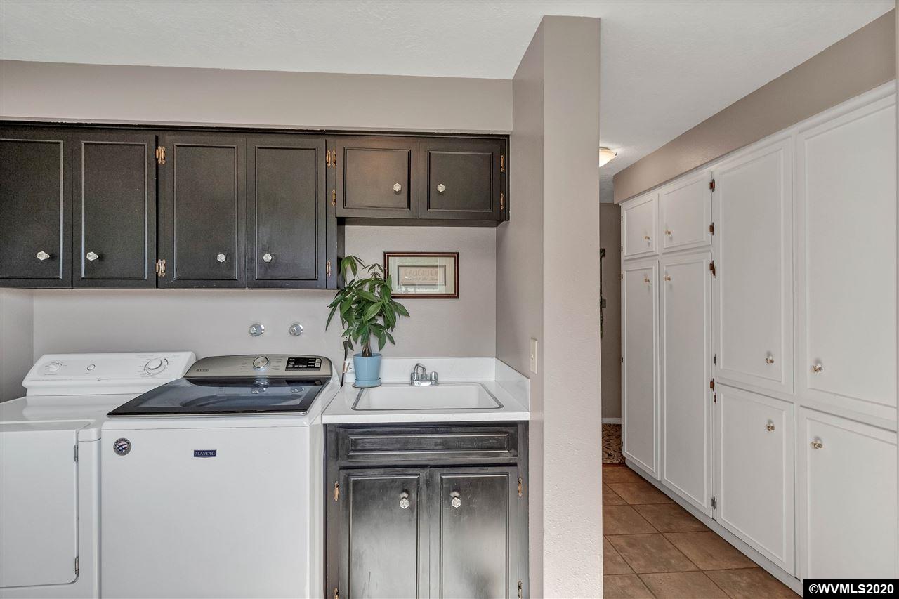 8345 Wheatland Road North Keizer, OR 97303 - Photo 15 of 42 Gallery Image 15