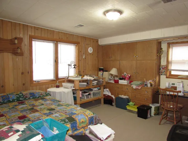 $325,900 | 403 West Amber Lake Drive, Fairmont, MN 56031