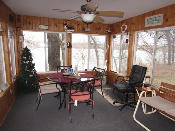$325,900 | 403 West Amber Lake Drive, Fairmont, MN 56031