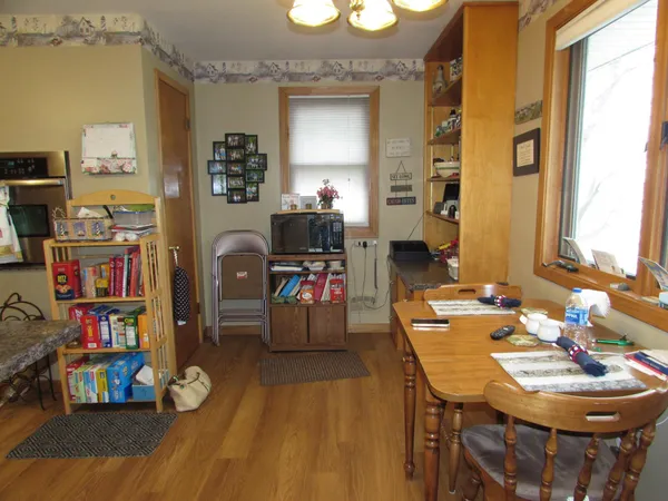 $325,900 | 403 West Amber Lake Drive, Fairmont, MN 56031