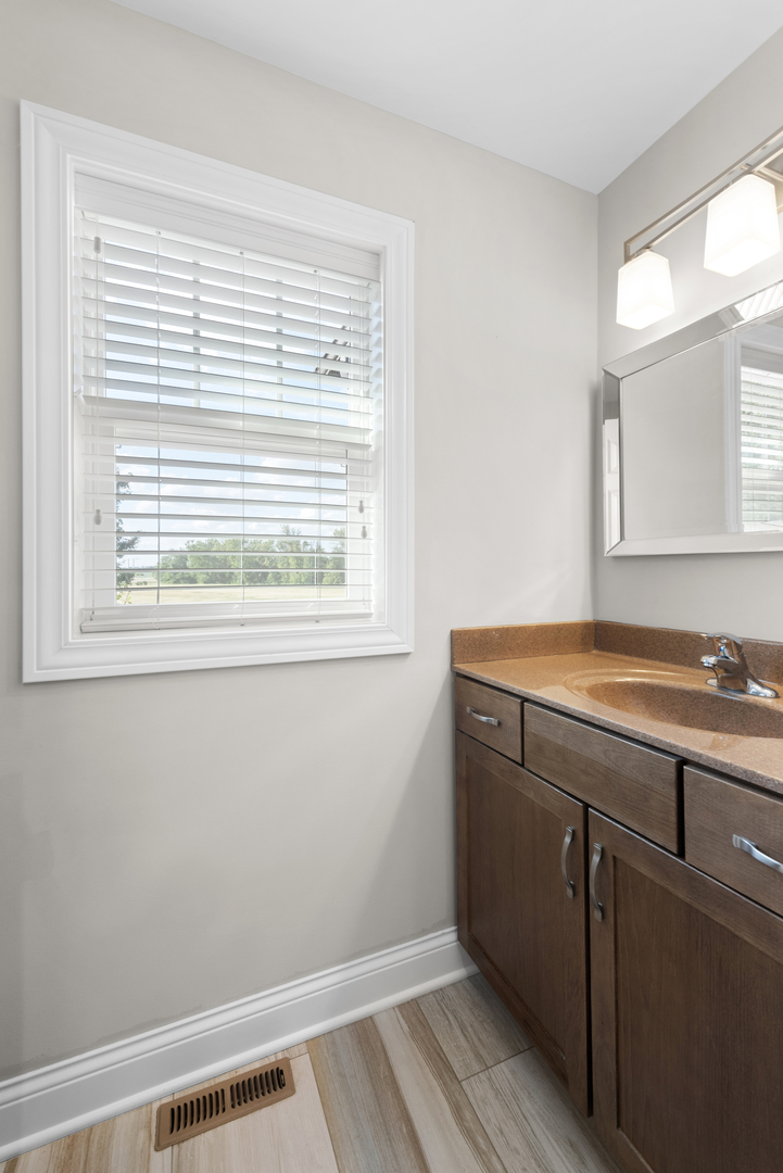 14-n369 French Road Hampshire, IL 60140 - Photo 11 of 32 Gallery Image 11