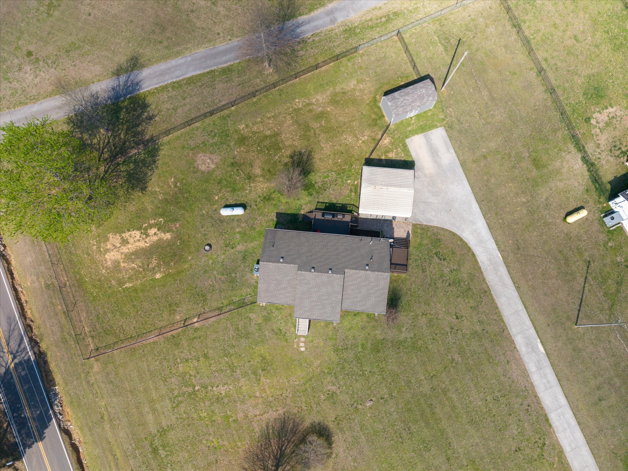 3695 Armstrong Road Springfield, TN 37172 - Photo 15 of 36