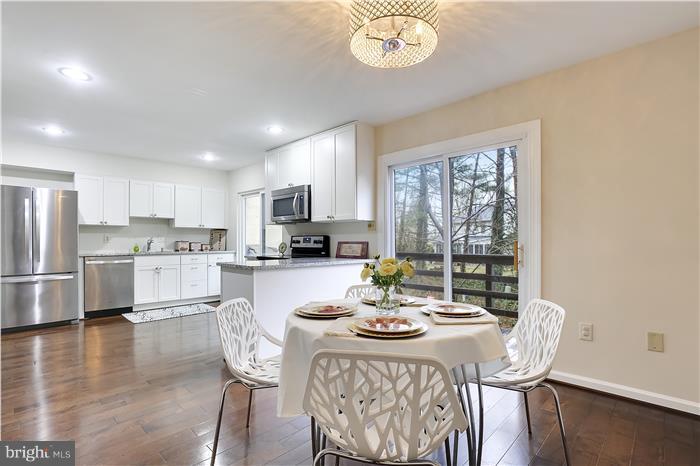 11056 Saffold Way Reston, VA 20190 - Photo 8 of 27 Dining Room