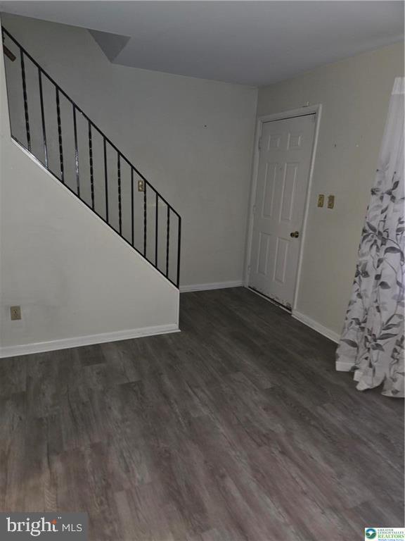 2923 Elm Place Reading, PA 19609 - Photo 2 of 15