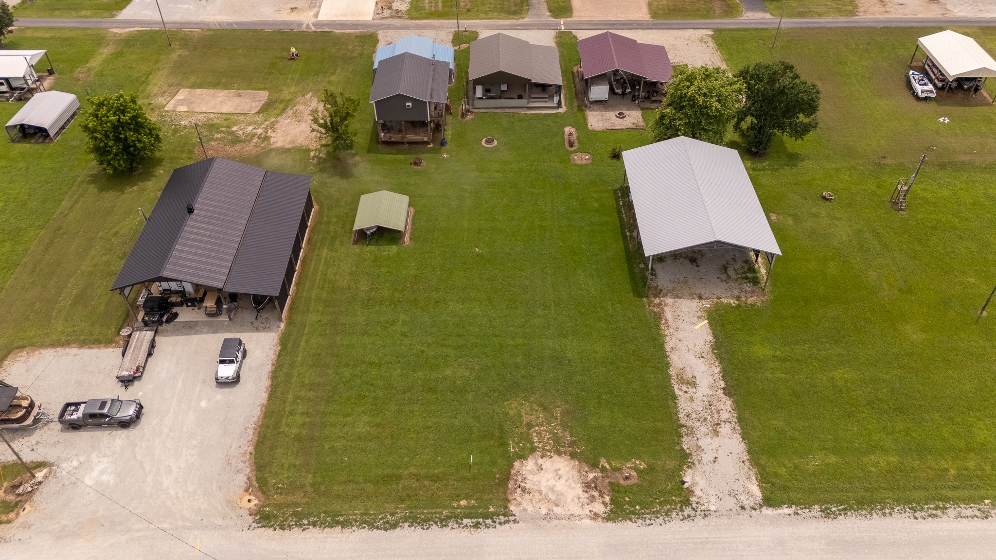 1038 WC PICKETT Road Clifton, TN 38425 - Photo 18 of 22 Gallery Image 18