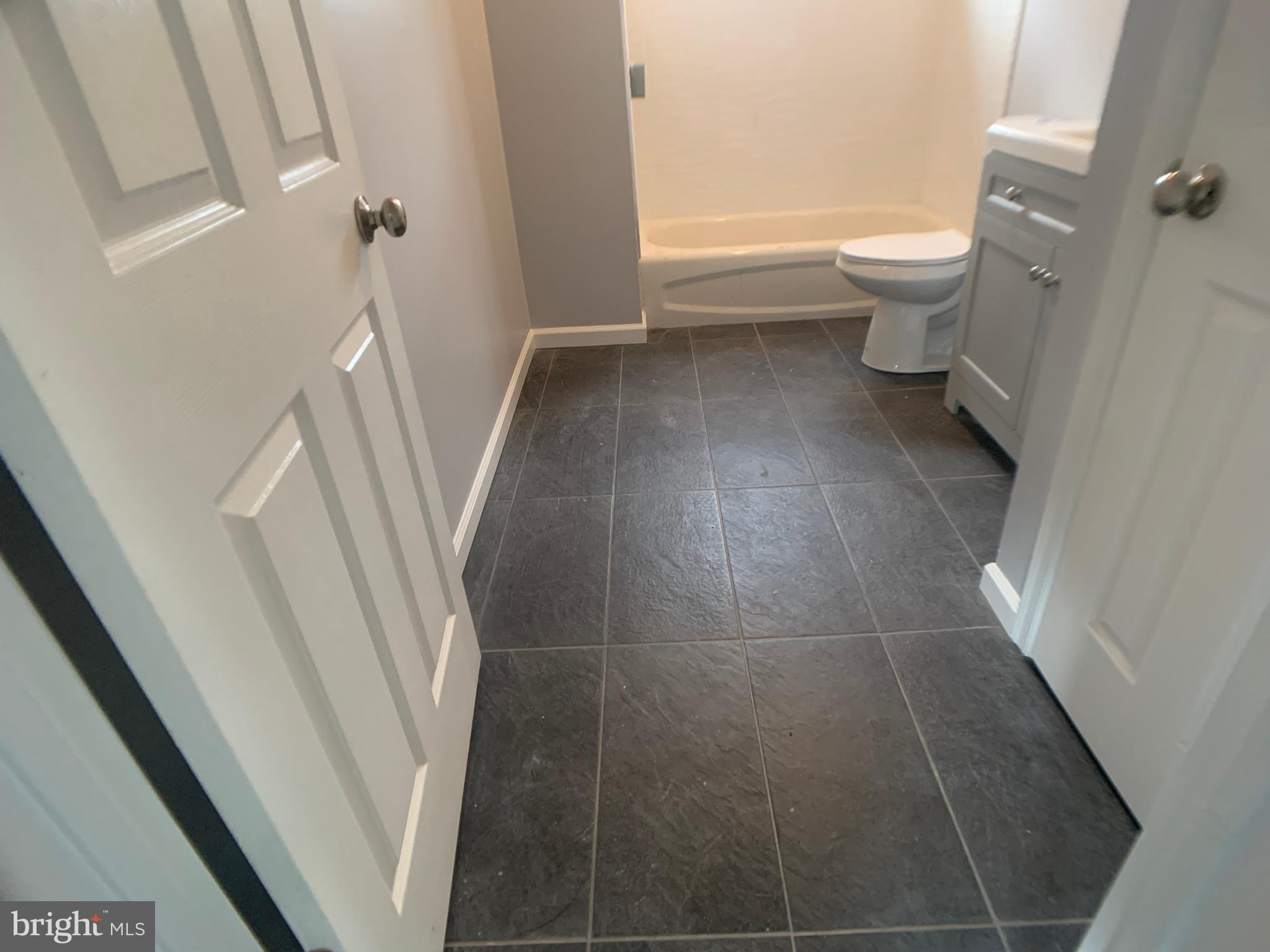 815 North Forklanding Road Maple Shade, NJ 08052 - Photo 35 of 60