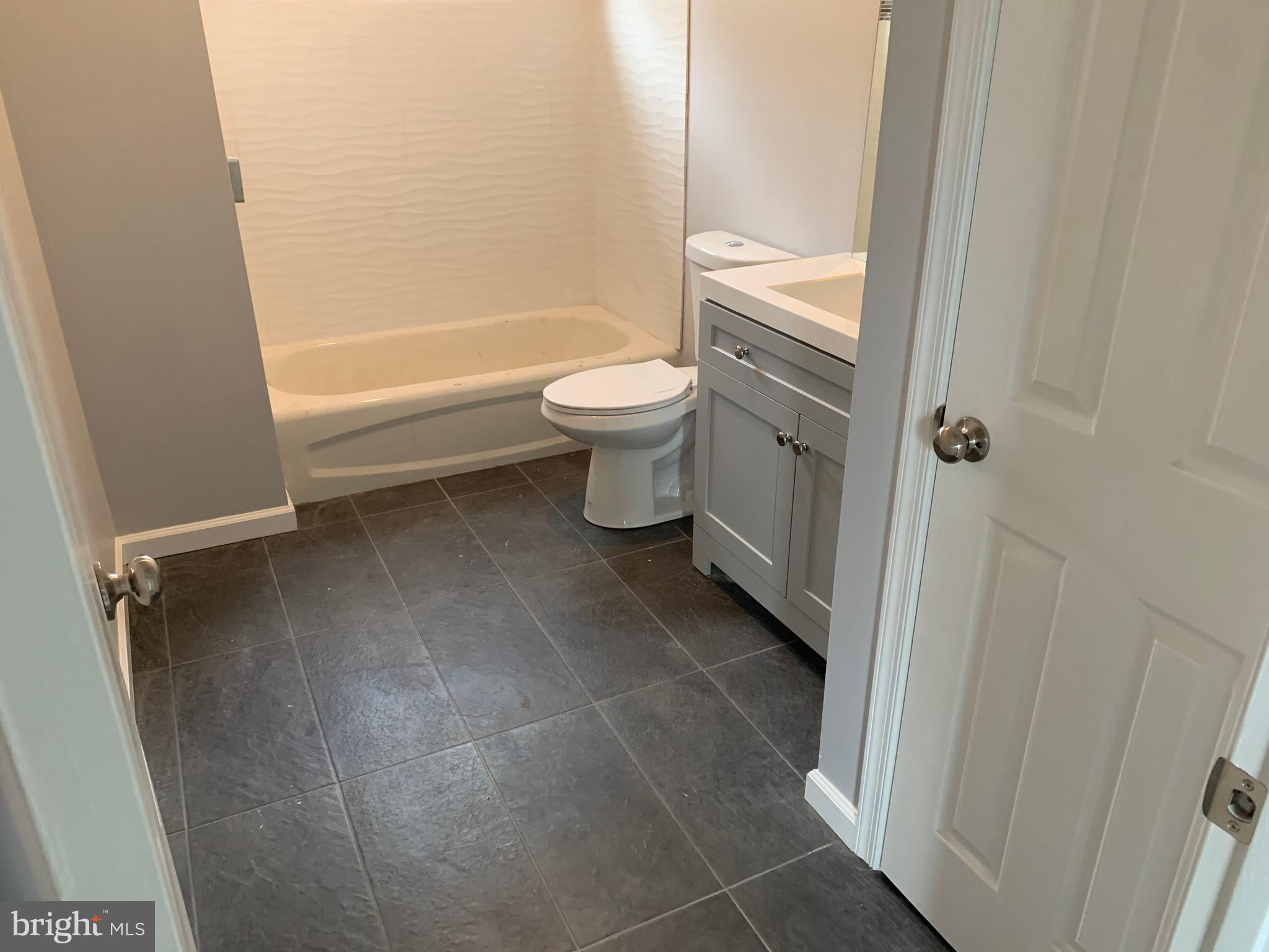 815 North Forklanding Road Maple Shade, NJ 08052 - Photo 36 of 60