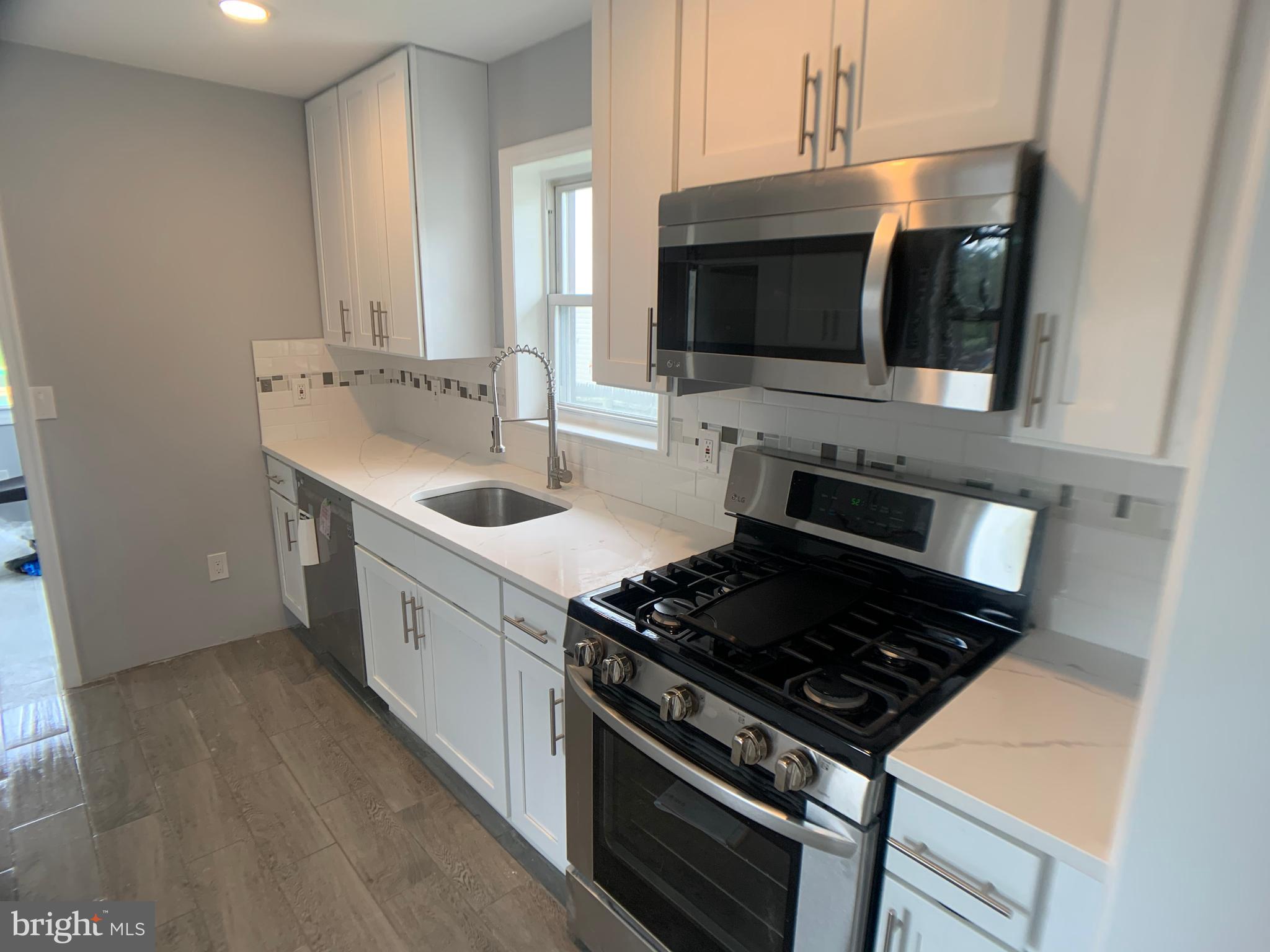 815 North Forklanding Road Maple Shade, NJ 08052 - Photo 6 of 60